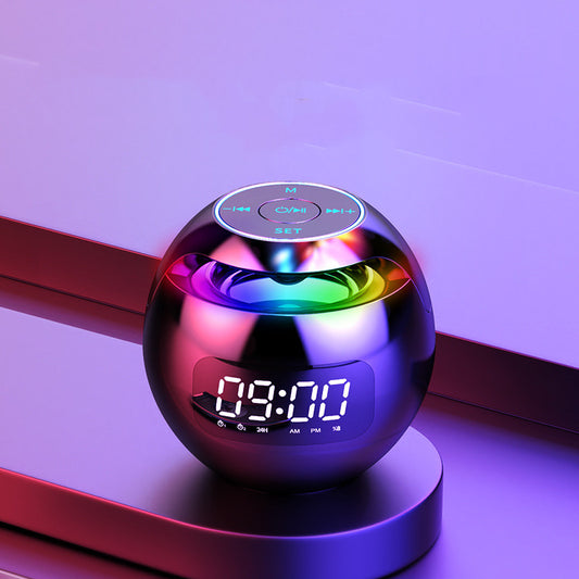 Mini Bluetooth-Lautsprecher Dazzle Colour Ball Card von Mein Shop mit buntem, runden Design und Lautsprecheröffnungen.